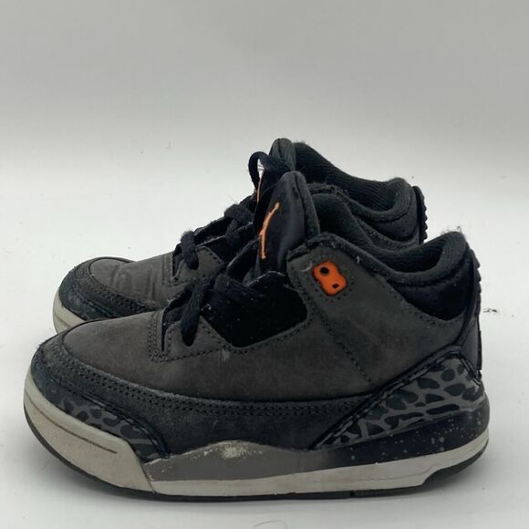Kids Size 7 C Nike Air Jordan 3 Retro DM0968-080 Gray Lace-Up Sneaker Shoes - Picture 3 of 8